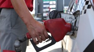 GASOLINA, DIESEL Y OTROS COMBUSTIBLE MANTIENEN SU PRECIO