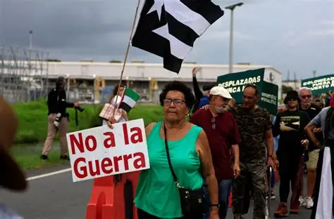 PUERTORRIQUEÑOS RECHAZAN PRESENCIA MILITAR DE EEUU EN LA ISLA