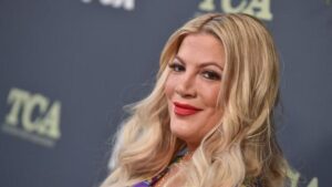 5fa51b1582c53.r_d.326-178-0