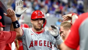 MIKE TROUT EXHIBE SU PODER, CUANTO TIEMPO DURARA