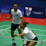 Un joven entrenador busca resurgir del bádminton en RD