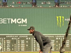 de-ferrer-a-neon-arbitros-dominicanos-avanzan-hacia-las-gl-6420ba43-focus-min0.14-0.31-400-300