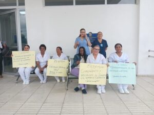 enfermeras-paralizan-labores-en-hospital-de-la-altagracia-008a4255-focus-0-0-400-300