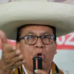 Sánchez pide anular los votos en el exterior, una medida que le daría la victoria frente a Fujimori