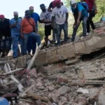 El Gobierno eleva a 133 los españoles desaparecidos y mantiene en cinco los muertos en Venezuela por los terremotos