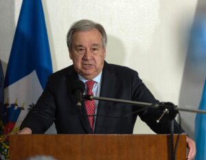 DESDE HACE TIEMPO HAITI SUFRE UNA CRISIS POLITICA.