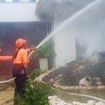 Incendio afecta instalaciones de hotel en Bayahíbe: se desconoce el origen