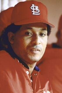 pitchers-que-eran-temidos-por-su-bateo-99ae54a2-focus-0-0-400-300