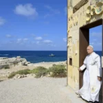 El papa León XIV visita Lampedusa: «Los migrantes muertos también son víctimas de decisiones omitidas»