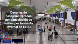 PERSONAS VARADAS EN EL AEROPUERTO LAS AMERICAS POR TORMENTA INVERNAL EN EEUU