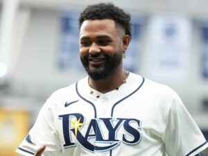 junior-caminero-dispara-jonron-25-y-rays-vencen-a-astros-3-1-a72350df-focus-min0.05-0.57-400-300