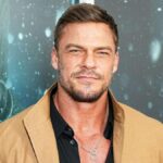 Alan Ritchson (‘Reacher’) y su esposa Catherine se separan tras 20 años de matrimonio
