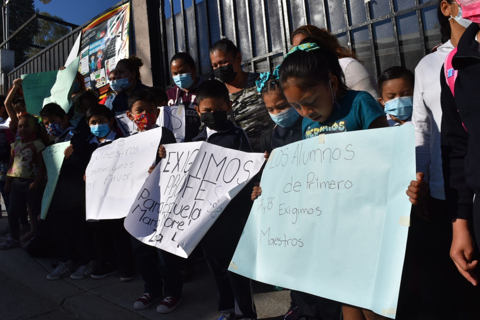 CONFLICTOS POR TERRENOS Y ESCUELA