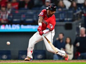 mlb-jose-ramirez-conecta-cuadrangular-de-dos-carreras-en-el-triunfo-37d2f8cf-focus-0.25-0.54-400-300
